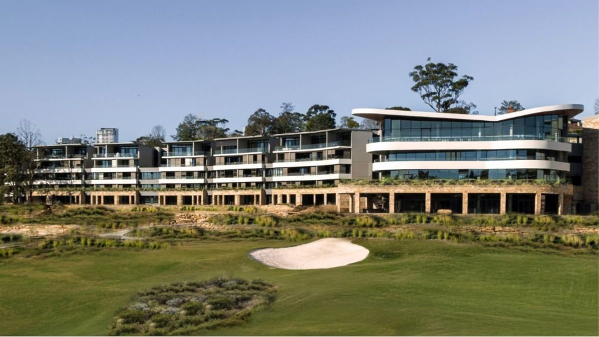 Watermark Residences and golf course at Newgreens Chatswood