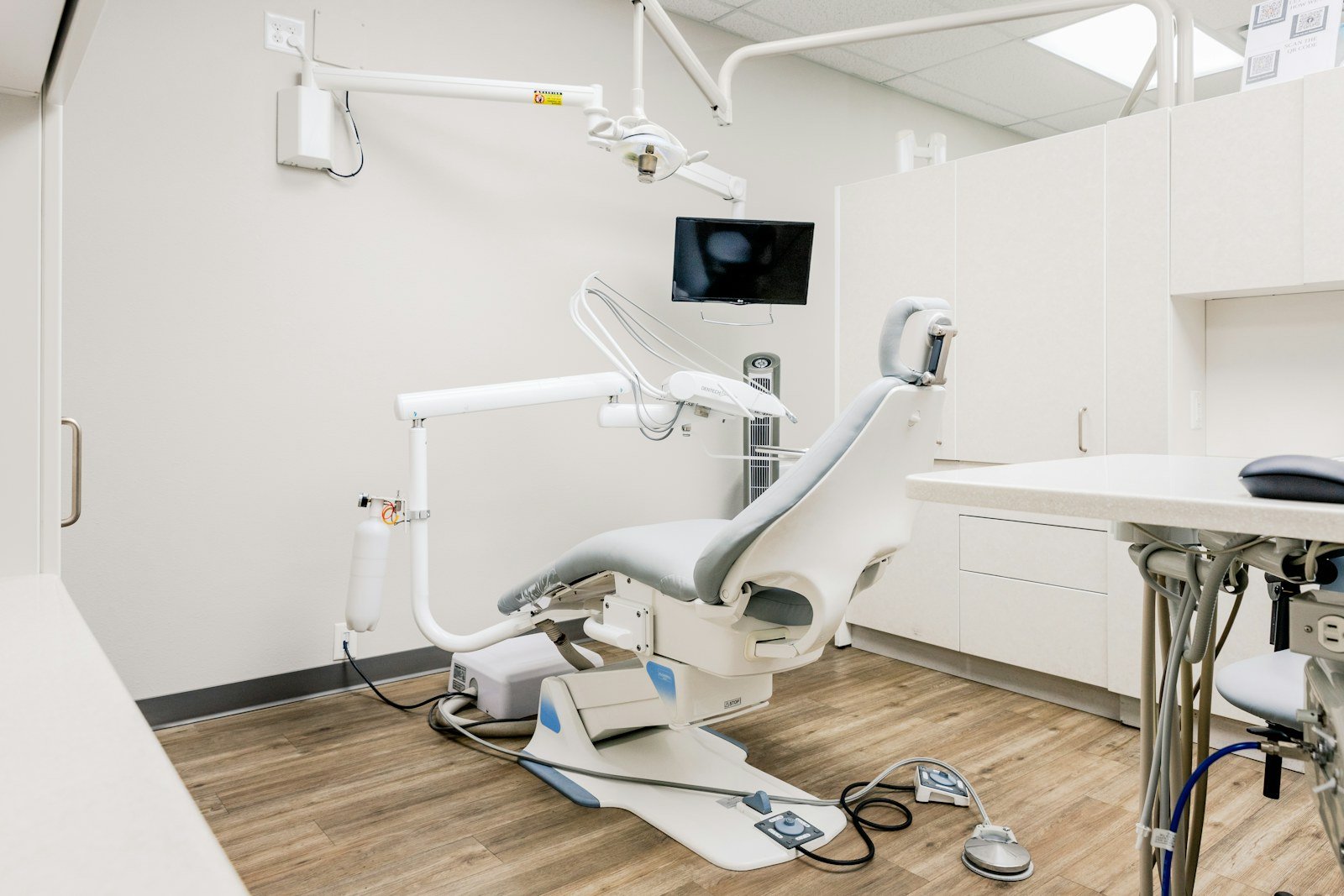 Representative image: a dental room with a desk and chairs